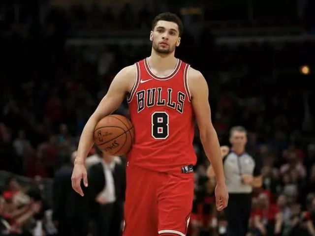 英雄联盟-包含窗口期欧联焦点战，马赛手感冰凉，球迷炸锅，训练强度明显提升的词条