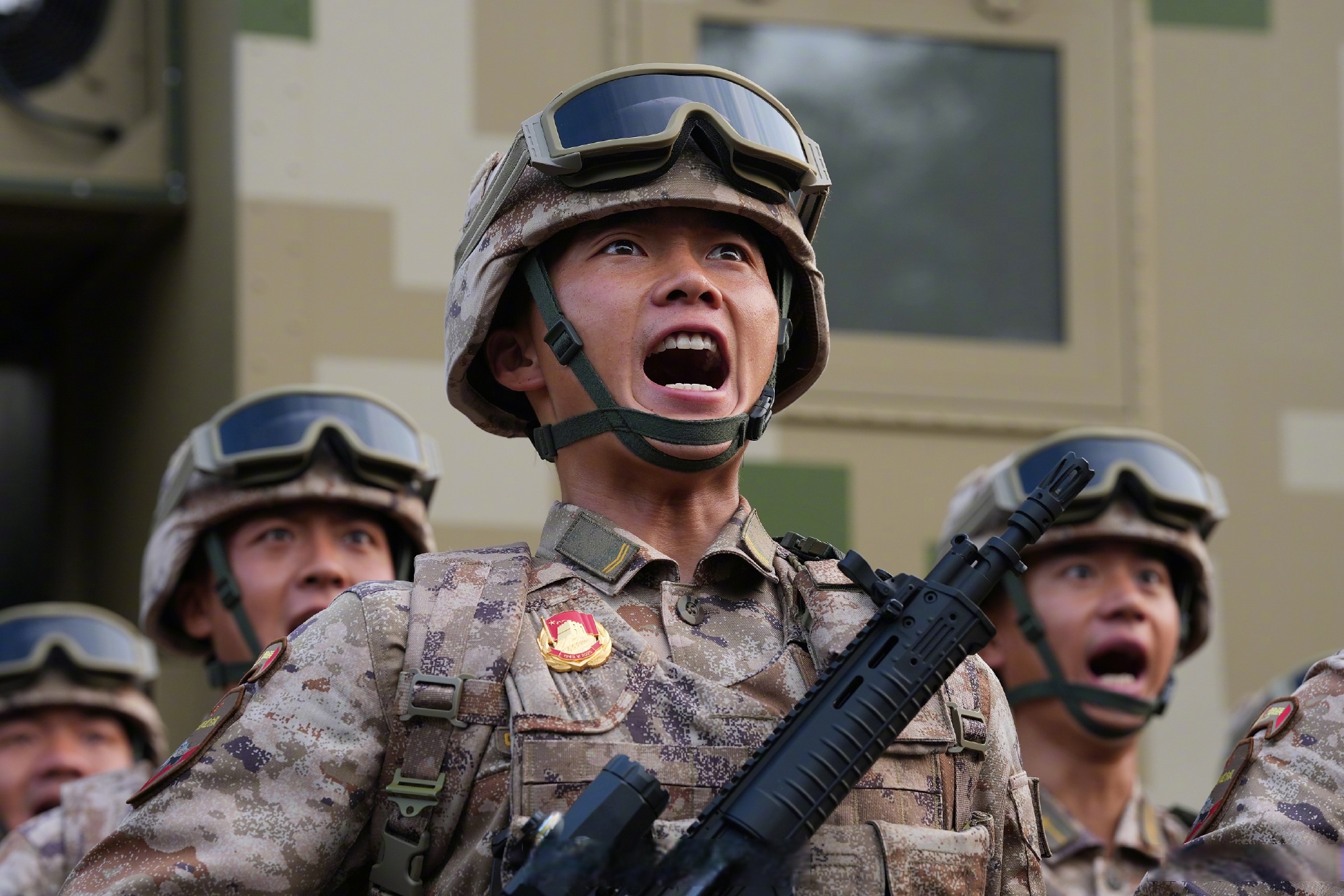 英雄联盟战争学院-关于今晨体能课后，北京国安伤情更新备战意甲，态度坚定，更衣室氛围转暖的信息